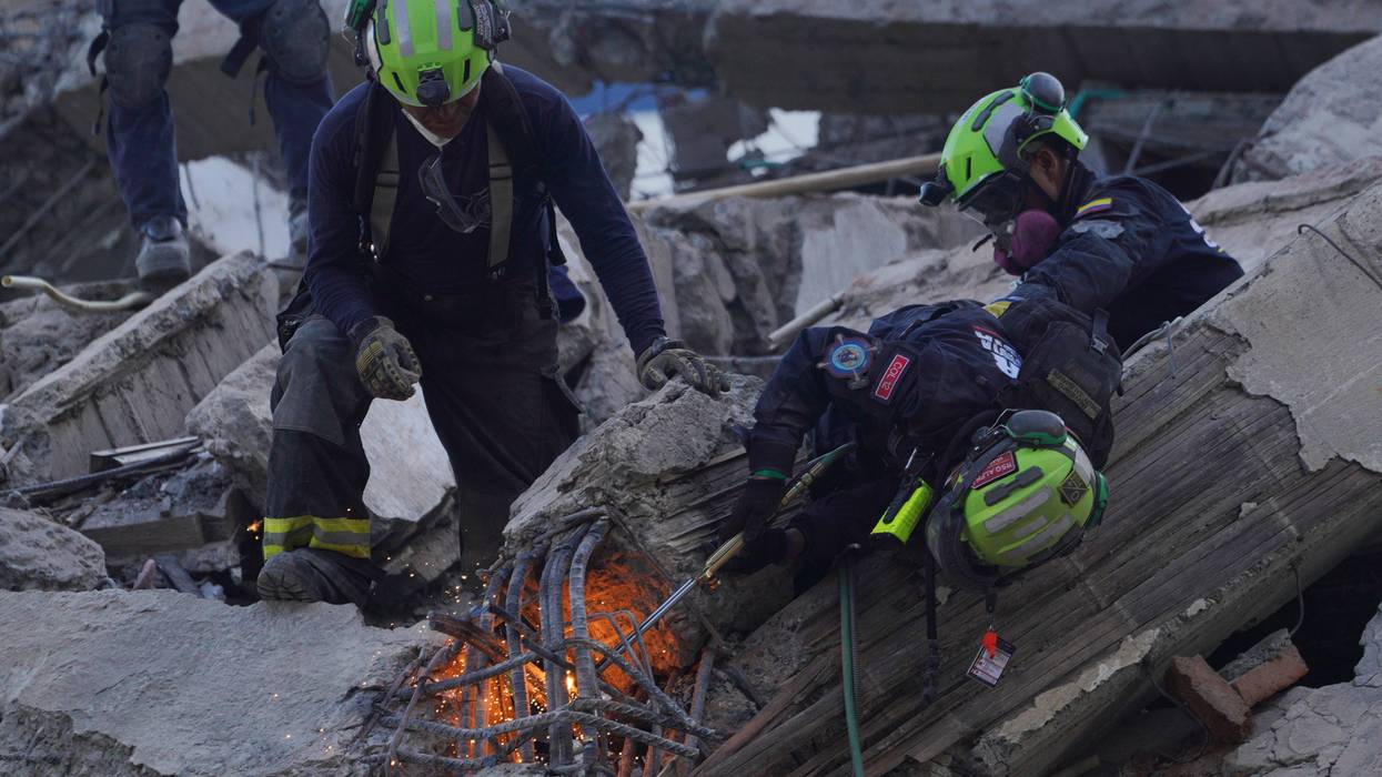 APTOPIX Colombia Earthquake 2983