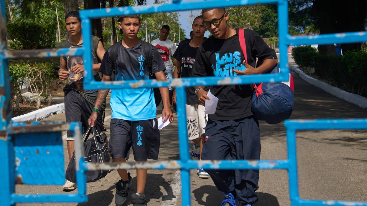 APTOPIX Cuba Prisoner Release