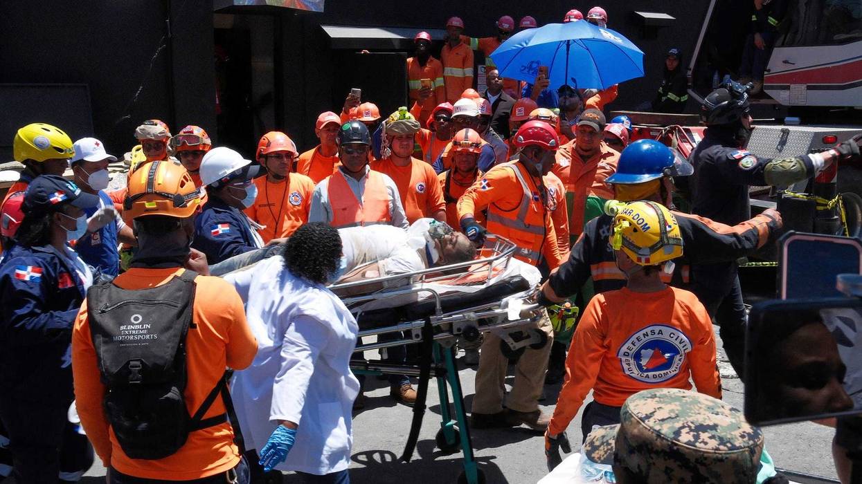 APTOPIX Dominican Republic Roof Collapse