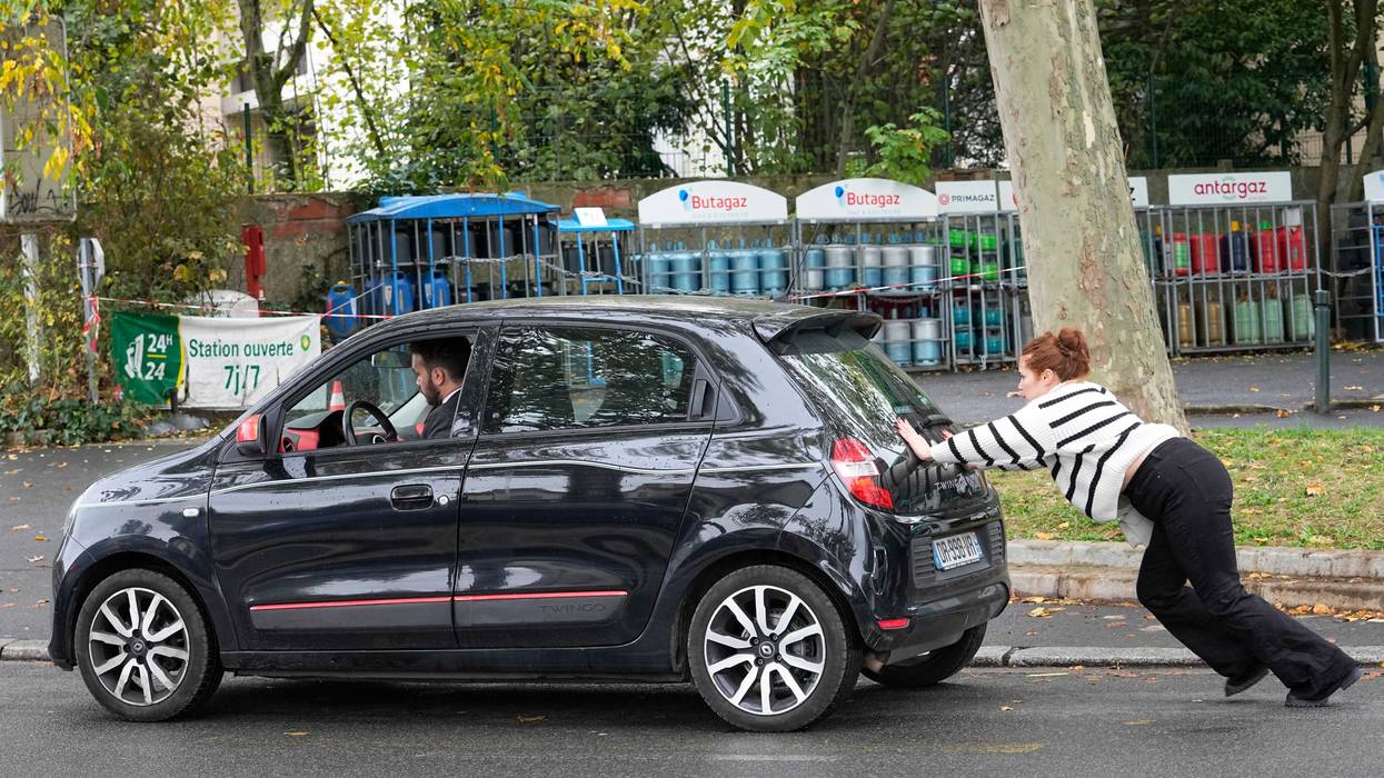 APTOPIX France Fuel Shortages