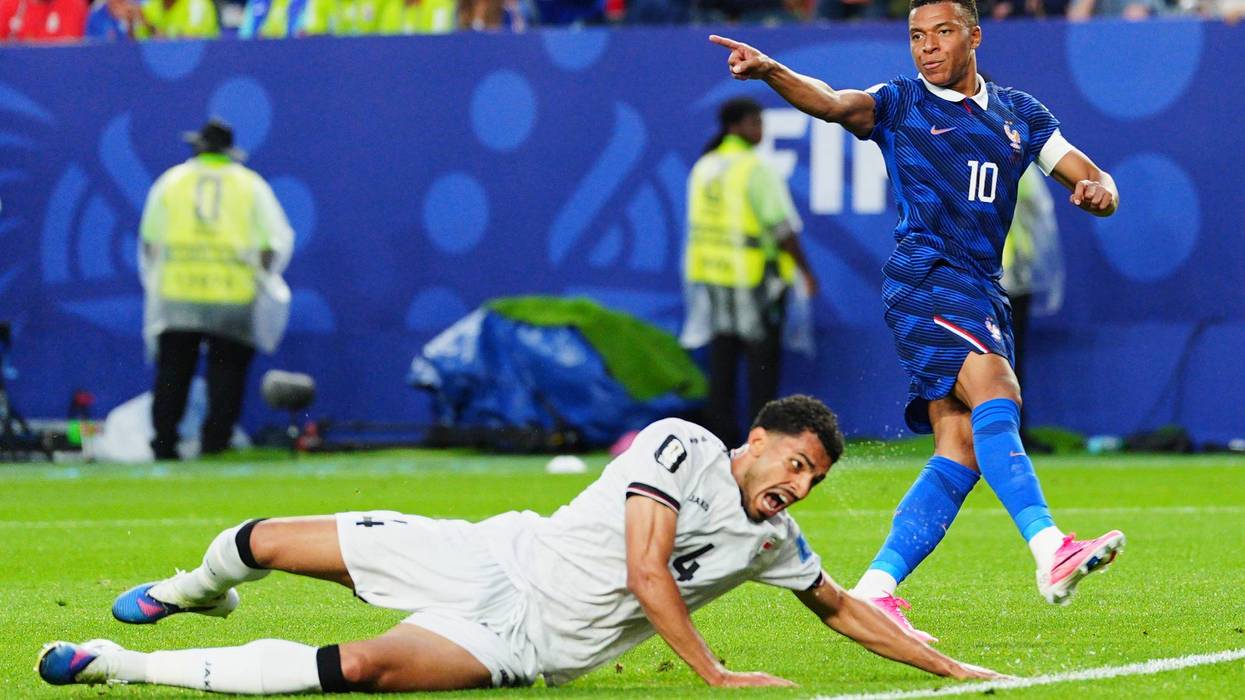 APTOPIX Iraq France WCup Soccer 986