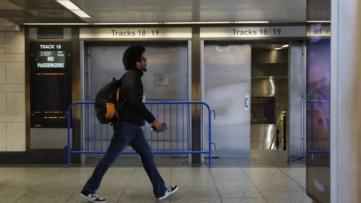 APTOPIX Long Island Rail Road Strike 95
