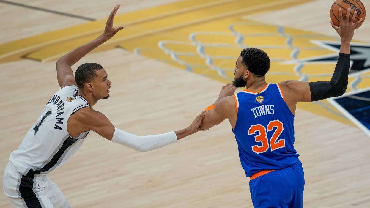 APTOPIX NBA Finals Knicks Spurs Basketball