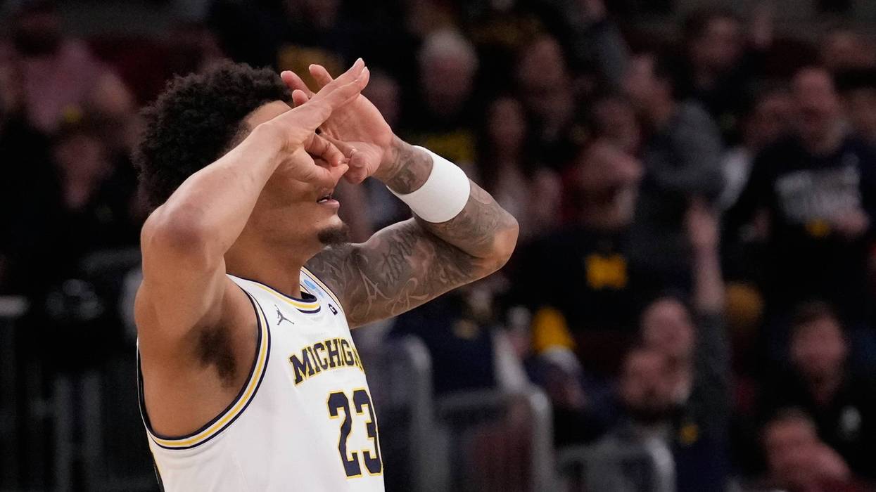 APTOPIX NCAA Alabama Michigan Basketball