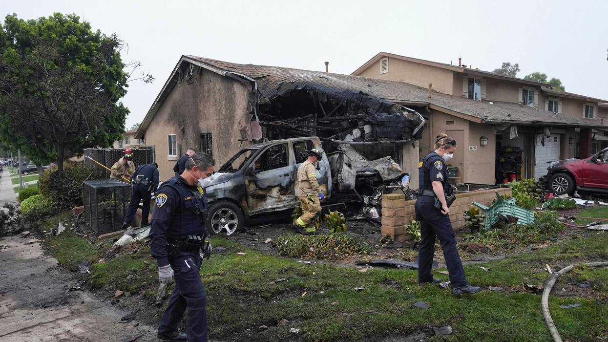 APTOPIX Plane-Crash-San-Diego