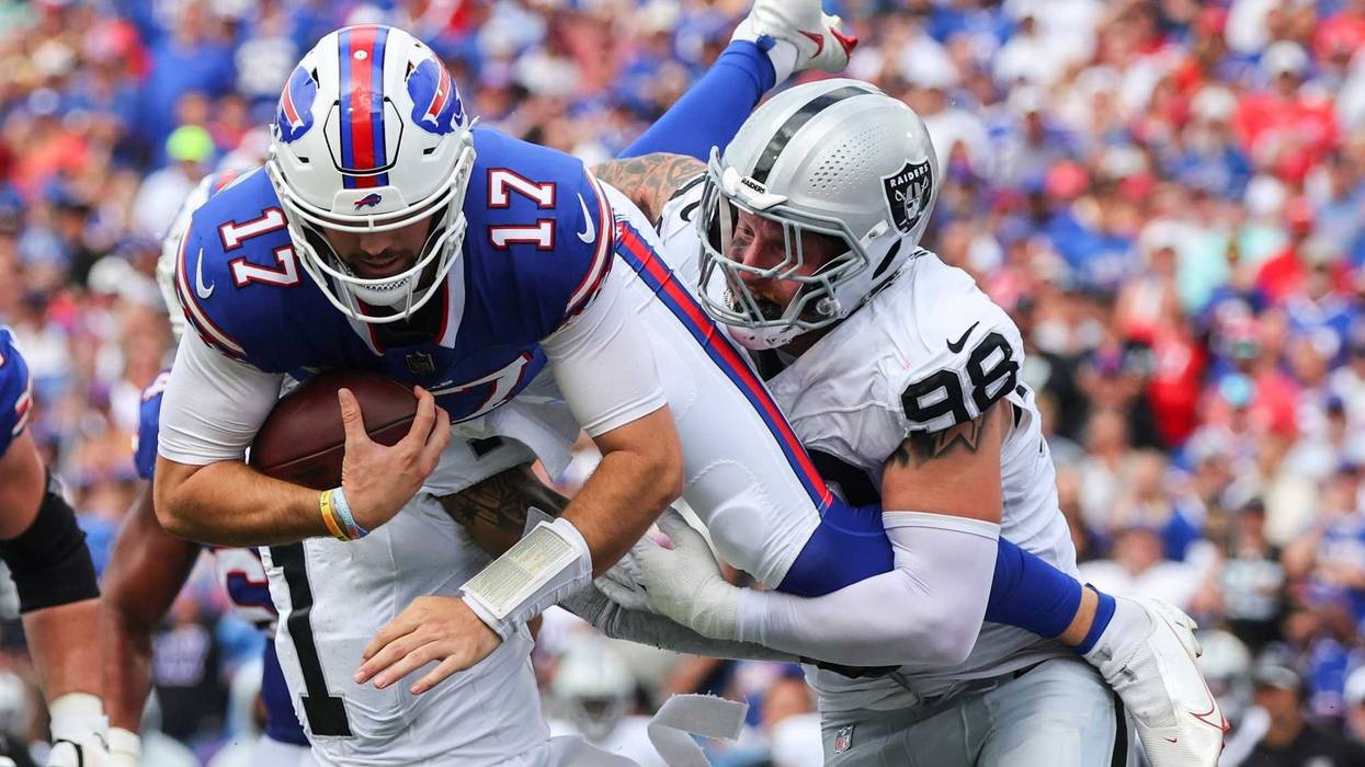APTOPIX Raiders Bills Football