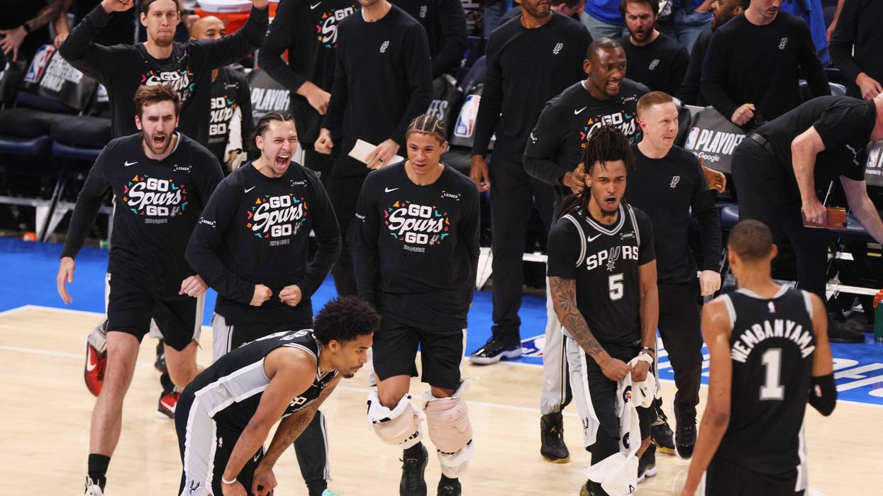 APTOPIX Spurs Thunder Basketball