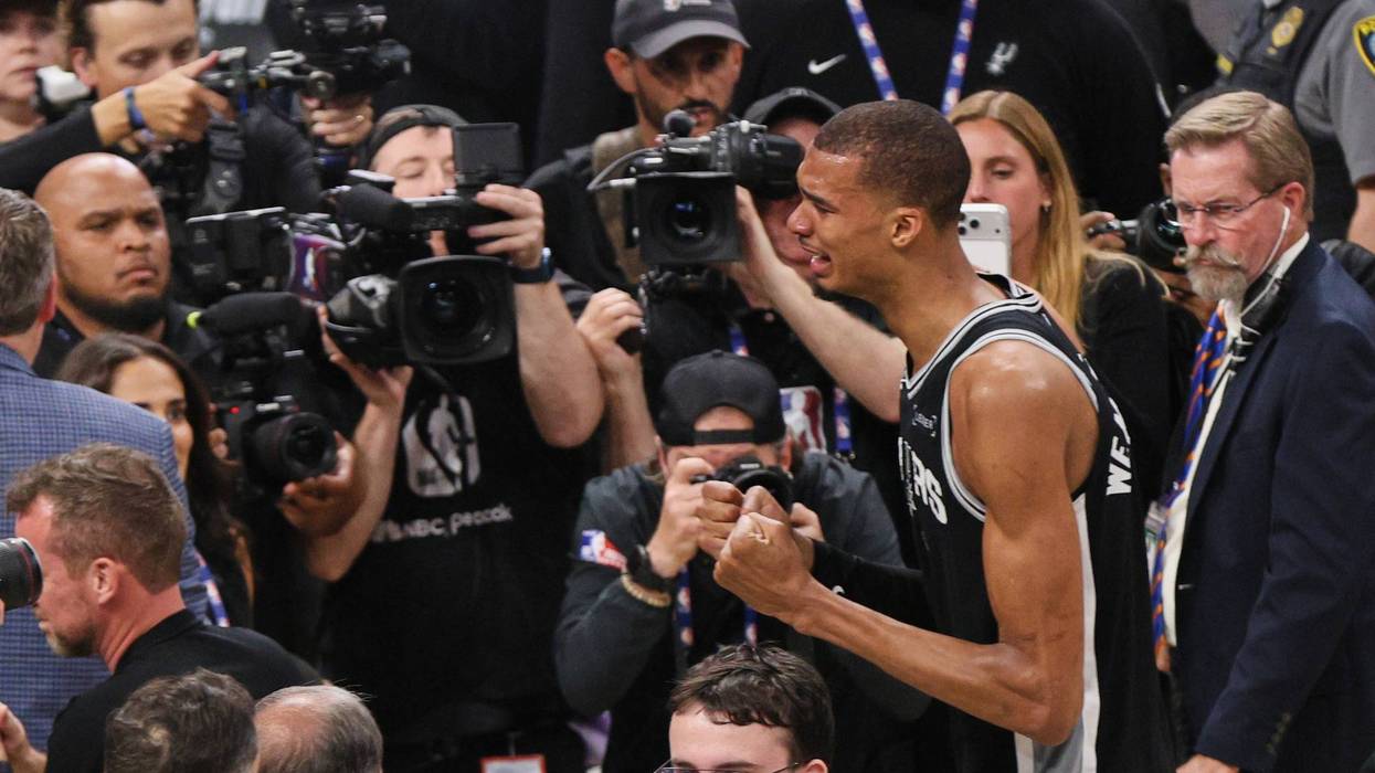 APTOPIX Spurs Thunder Basketball