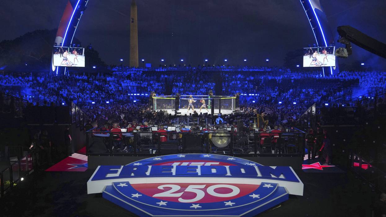 APTOPIX UFC Freedom 25 Trump
