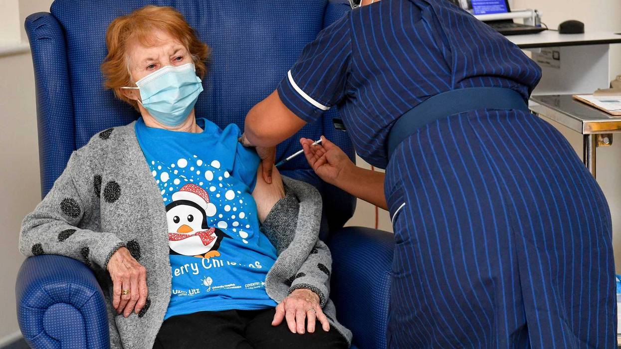 APTOPIX Virus Outbreak Britain