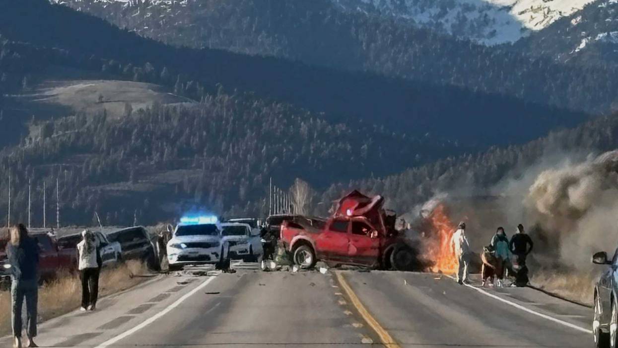 APTOPIX Yellowstone-Fatal-Crash-Tour-Group