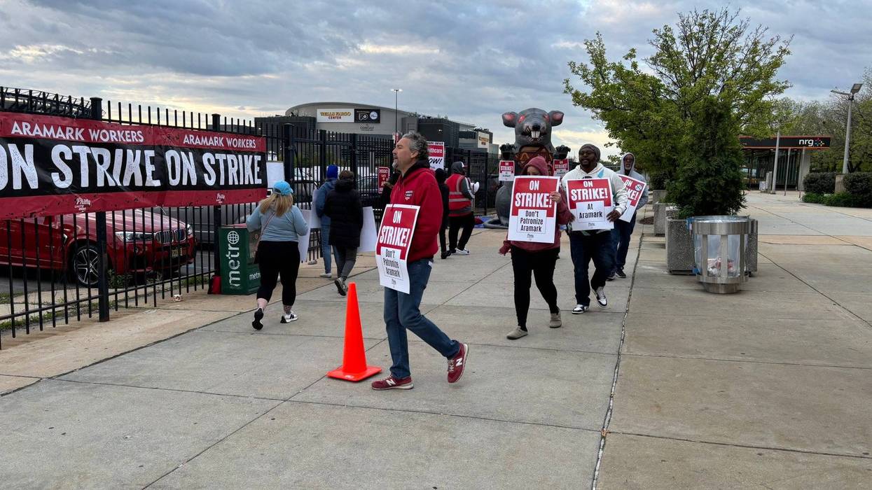 Aramark workers picket outside South Philadelphia Sports Complex