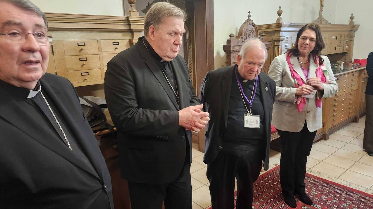 Archbishop and two Cardinals