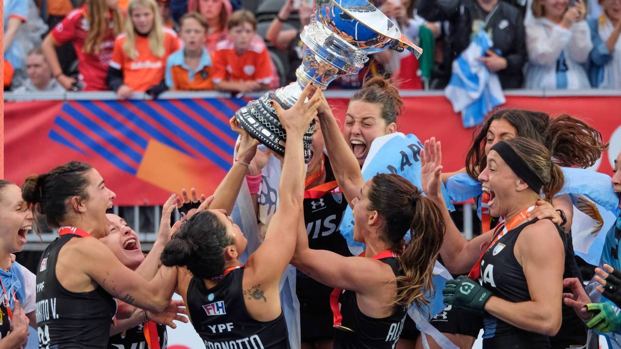 ARGENTINA LEONAS