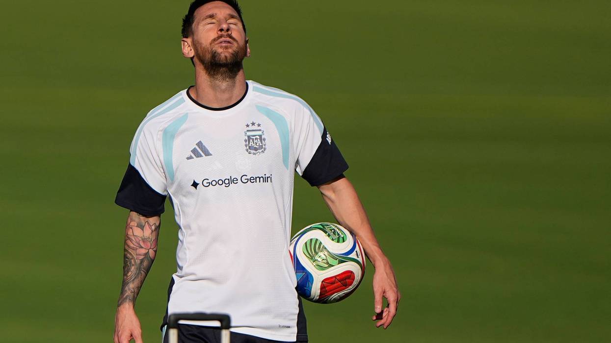 'The whole planet' awaits Messi's 200th cap as Argentina opens World Cup against Algeria in Kansas City