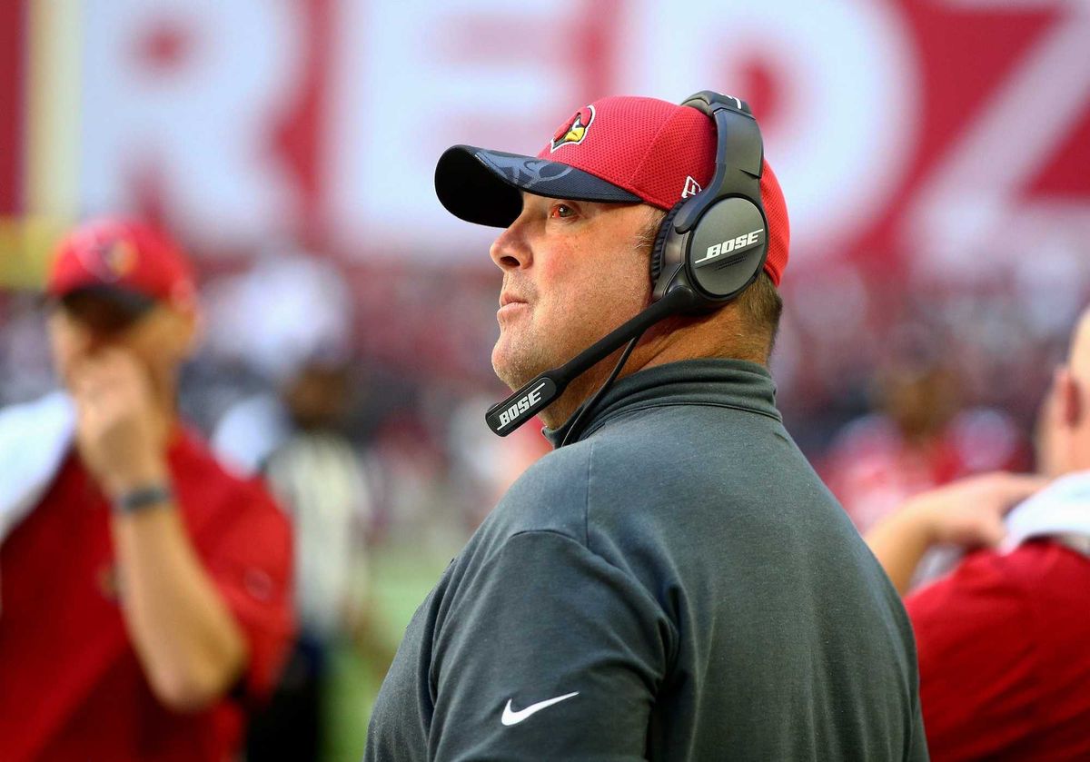 Arizona Cardinals quarterbacks coach Freddie Kitchens against the Washington Redskins at University of Phoenix Stadium.