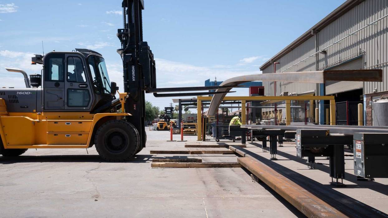 Arlington Auto Wrecking In Akron Use Forklift To Stop Thief