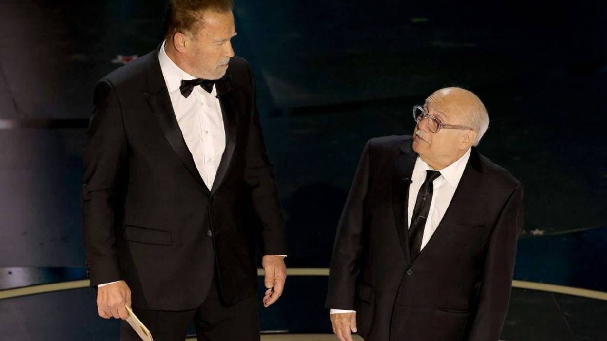 Arnold Schwarzenegger, Danny DeVito