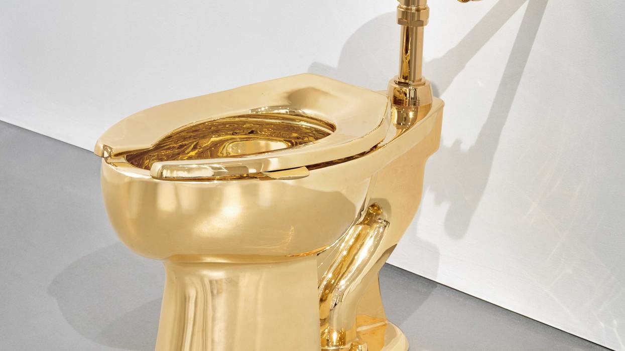 Art Golden Toilet