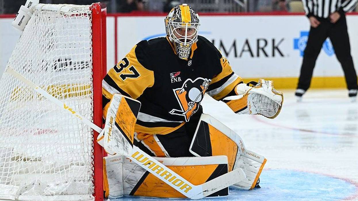 Arturs Silovs in net