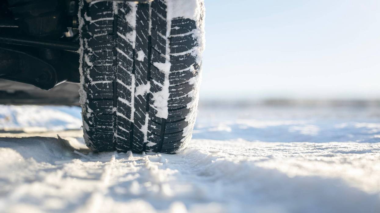 As an arctic blast moves into Texas and freezing temperatures loom, state and local transportation officials are stepping up preparations to protect major roads and highways across the region.