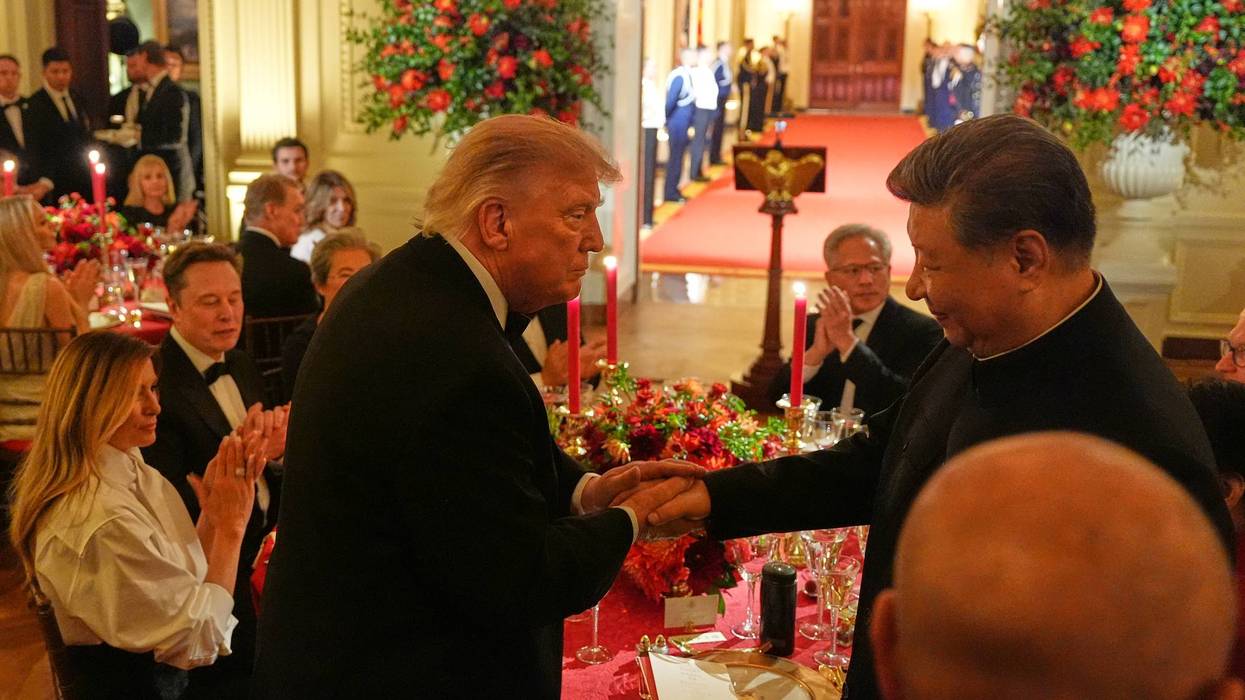 ASI-GEN TRUMP-XI-REACCIONES