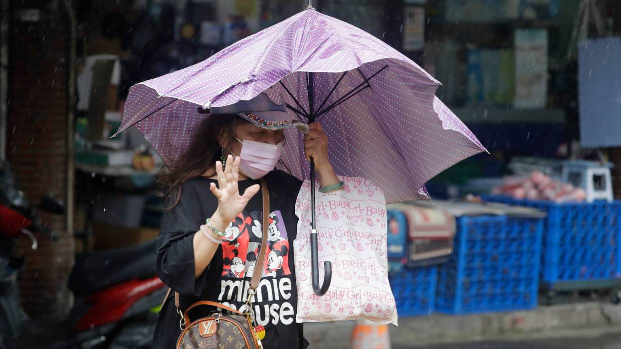 ASIA-TORMENTAS 9156