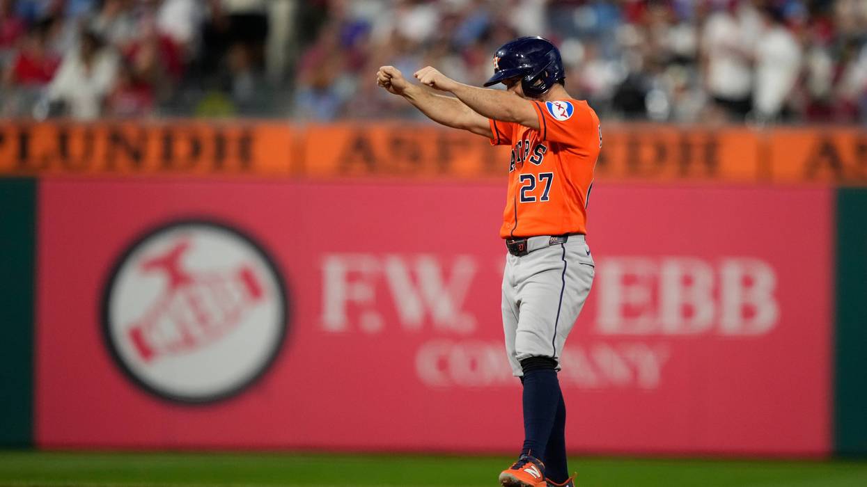 ASTROS-ALTUVE 668