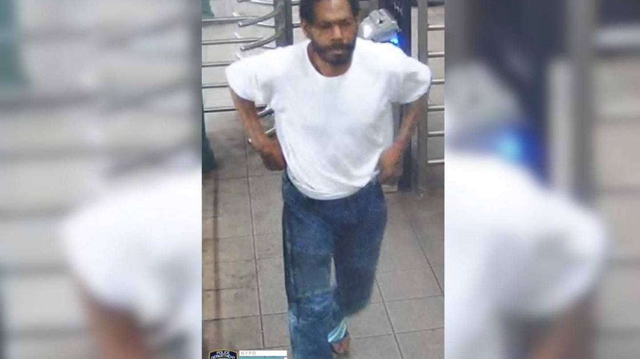 aThe NYPD released an image of a suspect Thursday in two gropings at Manhattan subway stations