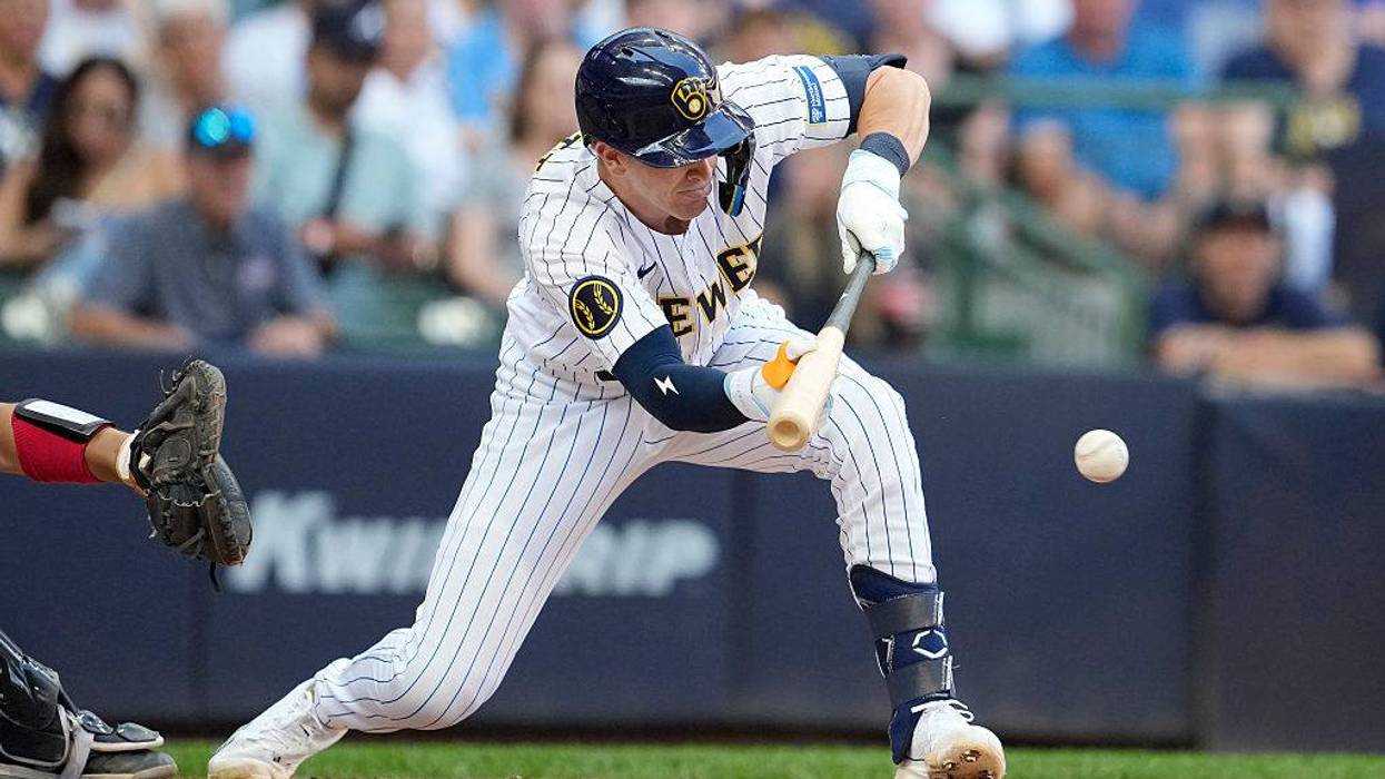 Atlanta Braves v Milwaukee Brewers