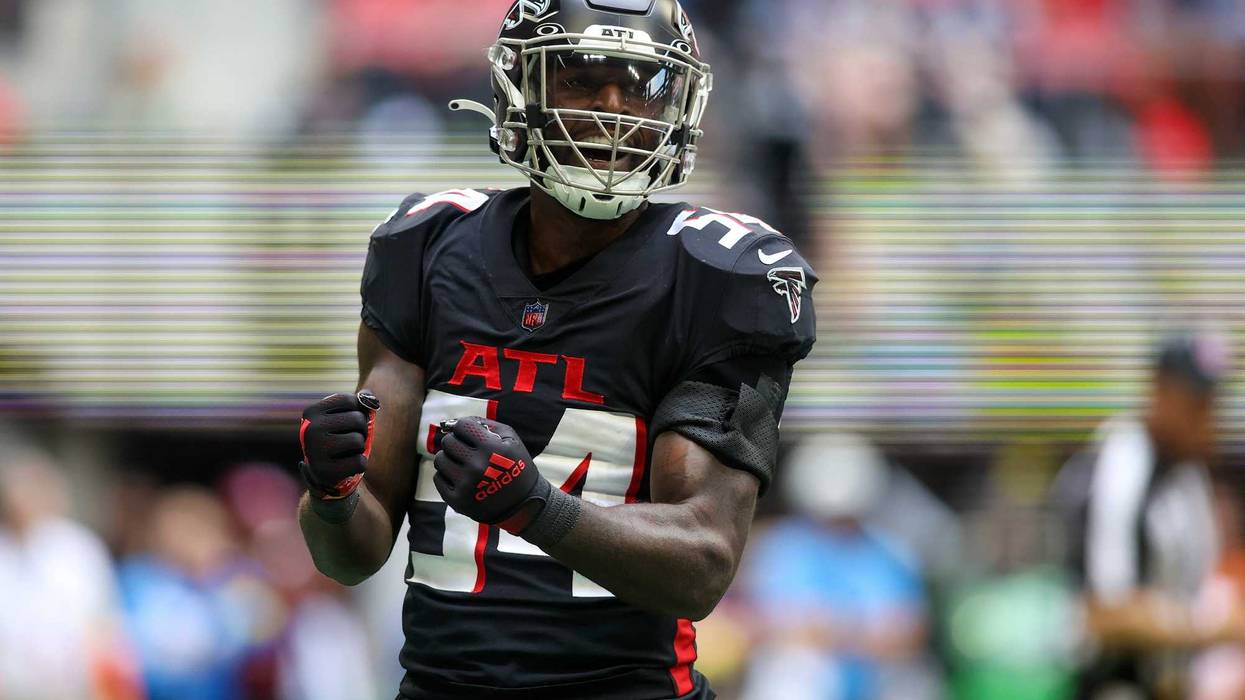 Atlanta Falcons linebacker Rashaan Evans