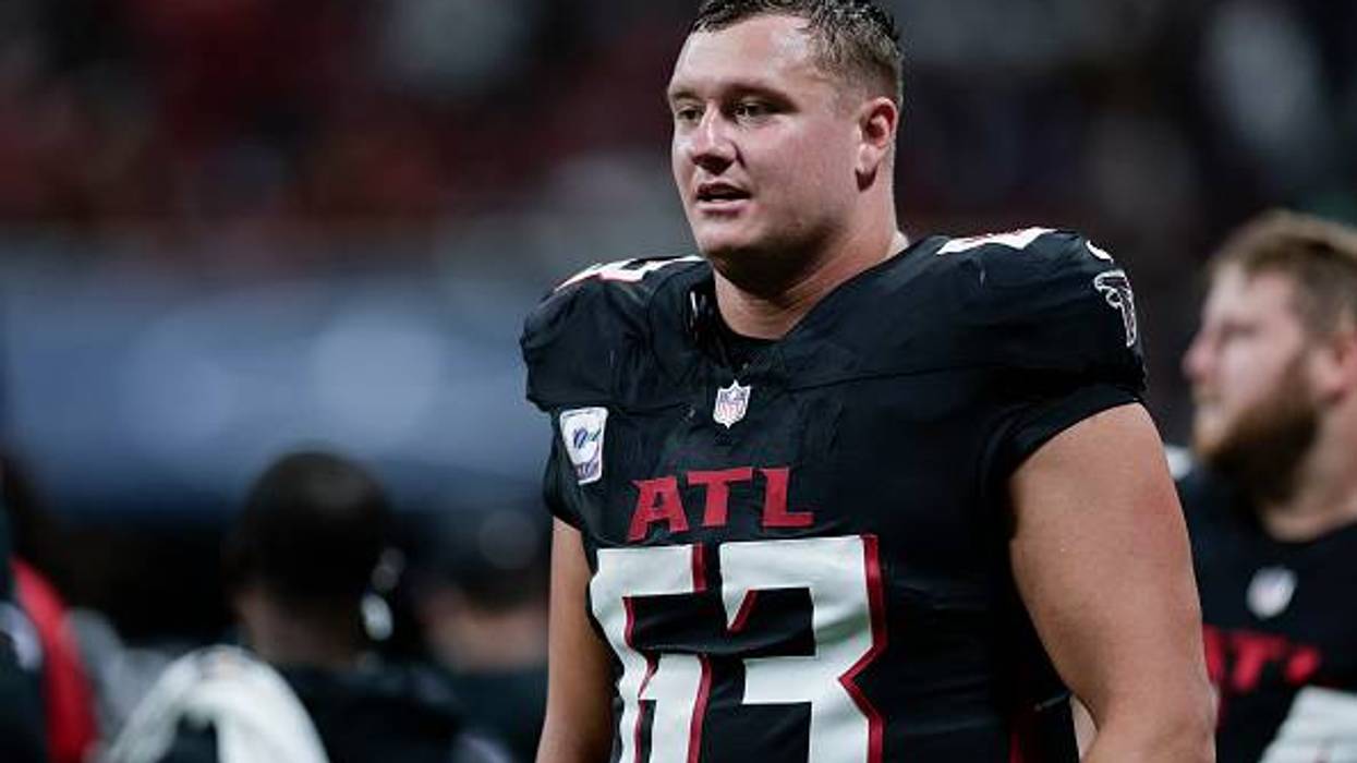 Atlanta Falcons Right Guard Chris Lindstrom