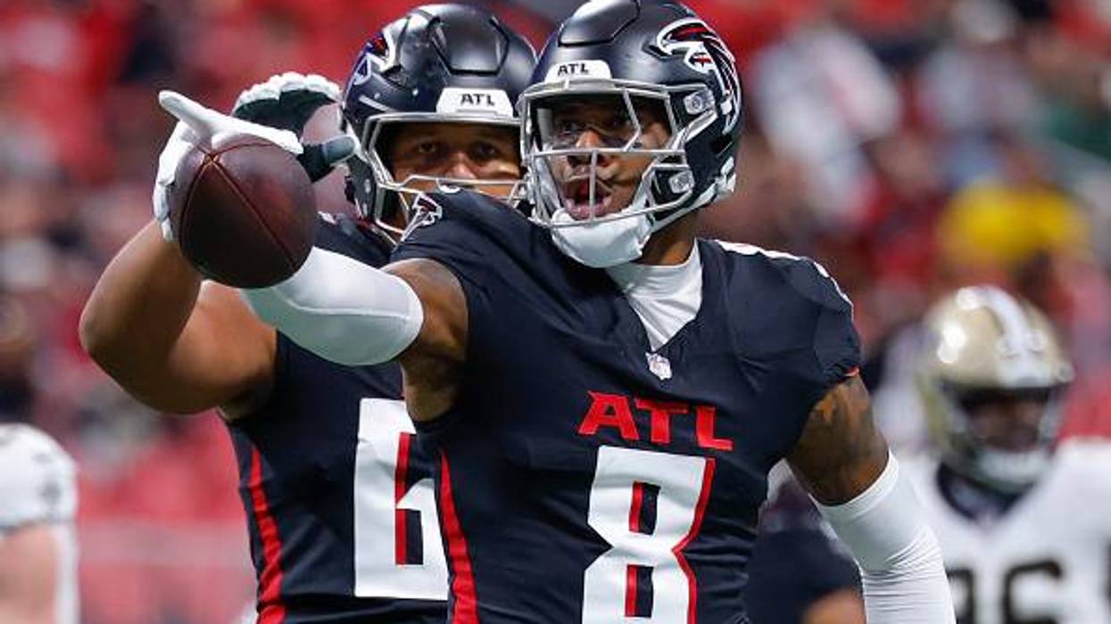 Atlanta Falcons Tight End Kyle Pitts Sr.