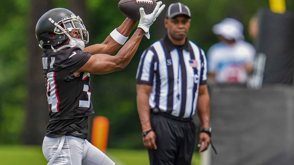 Atlanta Falcons wide receiver Ray-Ray McCloud III (34) catches a pass on the field during Falcons OTA at the Falcons Training facility.
