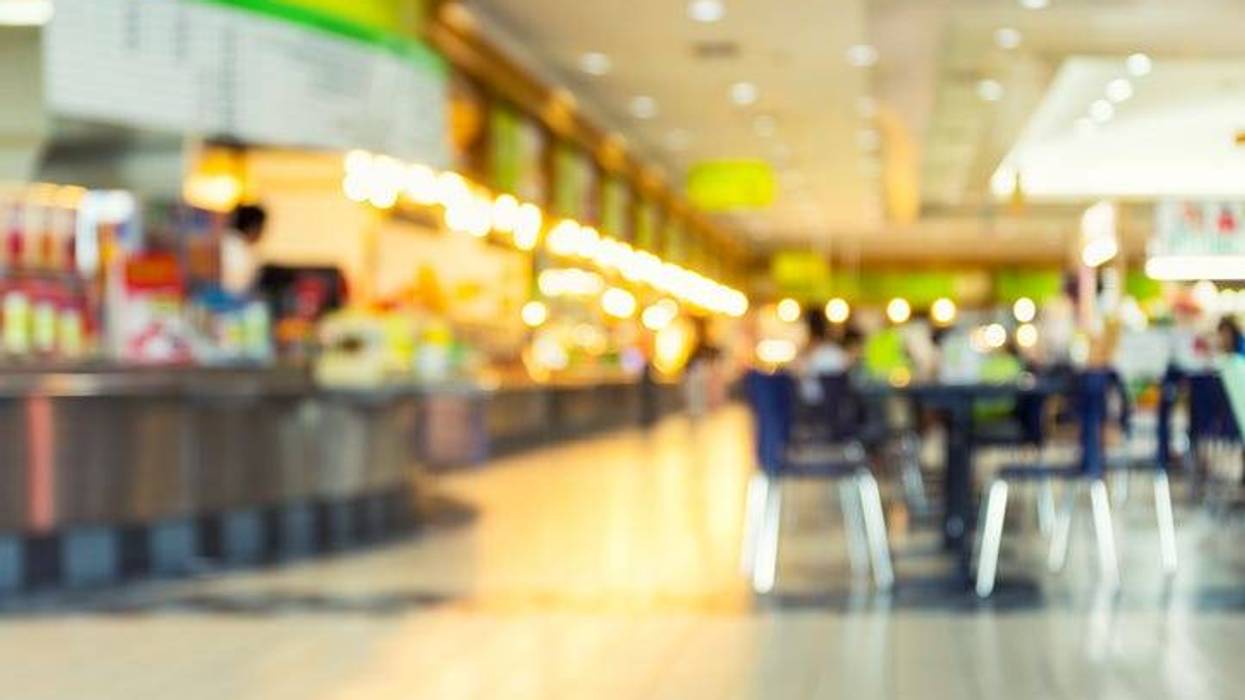 Auburn Hills PD work to identify person who yelled "shots fired" during brawl at Great Lakes Crossing, ask handcuffed teens who ran off to come forward