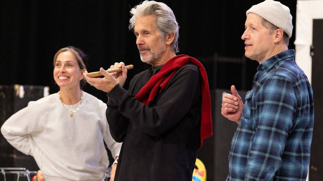 Iconic character actor back on stage in Chicago after 25 years