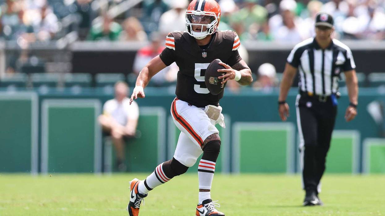 Aug 16, 2025; Philadelphia, Pennsylvania, USA; Cleveland Browns quarterback Dillon Gabriel (5) runs with the ball against the Philadelphia Eagles during the first quarter at Lincoln Financial Field.