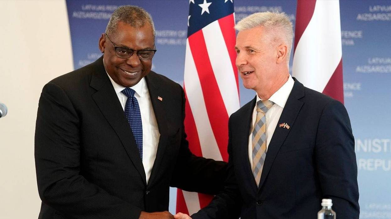 Austin pledges military training, support for Baltics