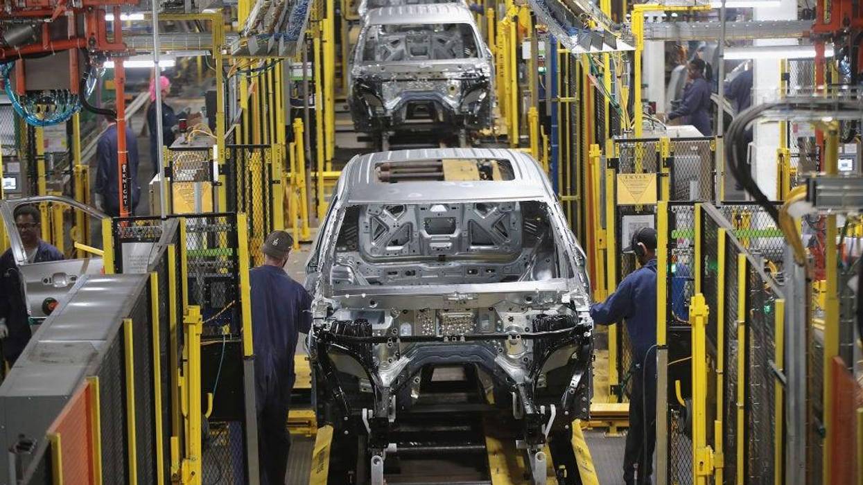 autoworkers can take off their masks