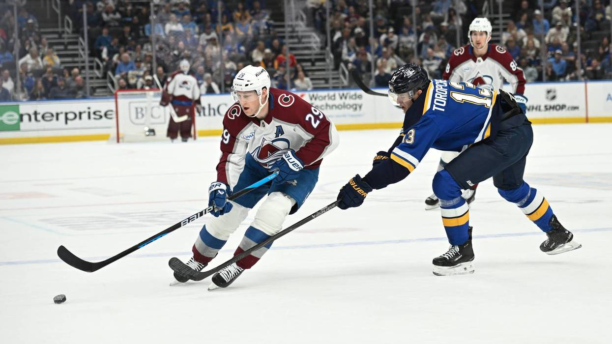 Avalanche Blues Hockey 535