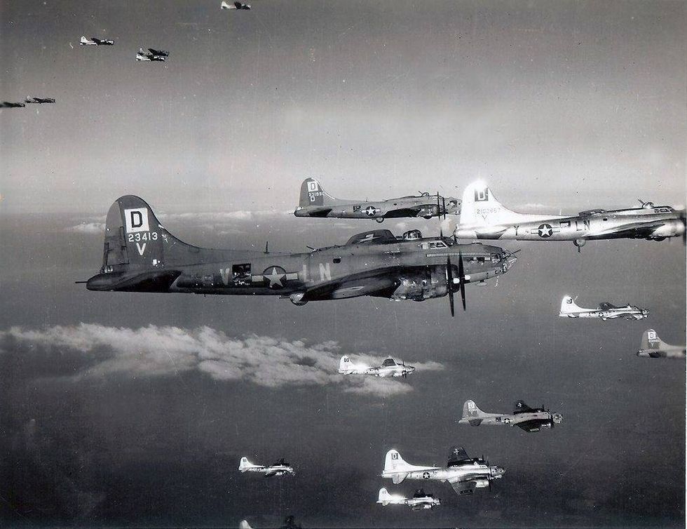 B-17 bombers flying in formation