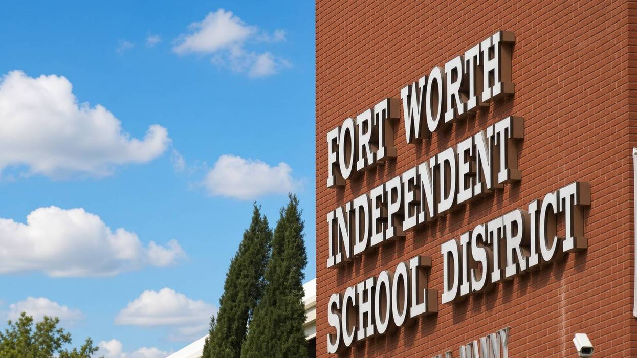Back to school wave begins across North Texas school districts