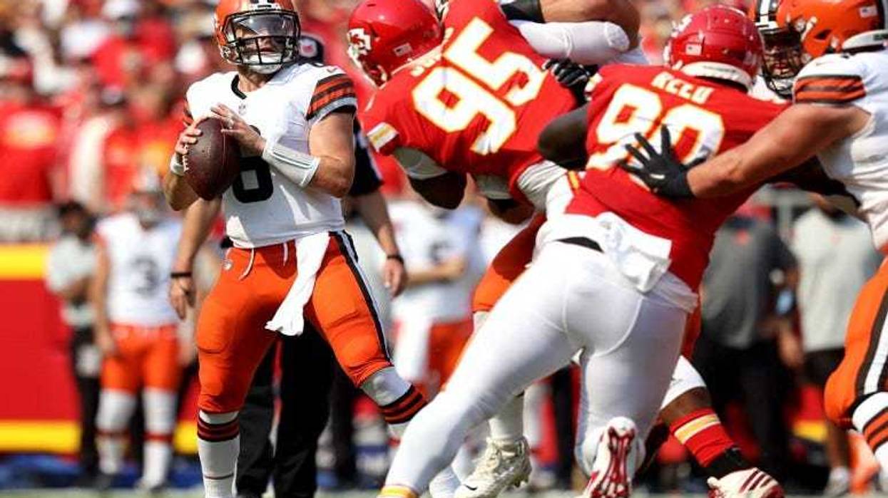 Baker Mayfield in the pocket against the Kansas City Chiefs