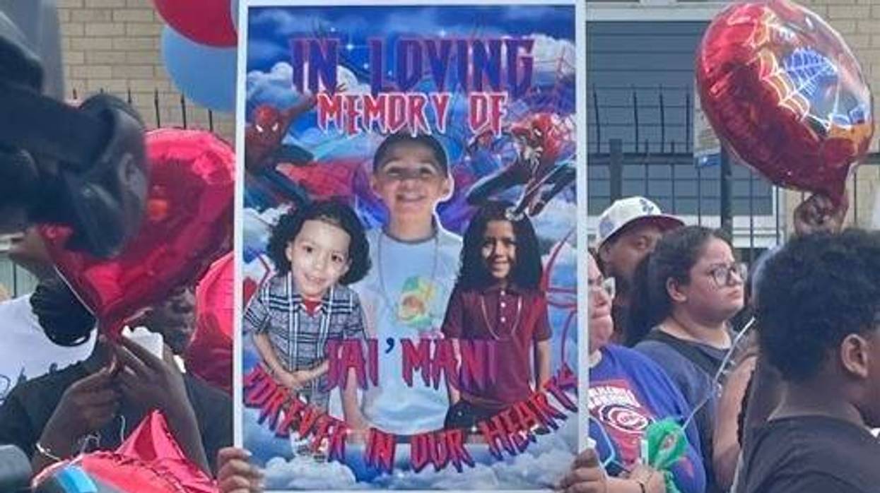 Balloon release for child shot in Near West Side