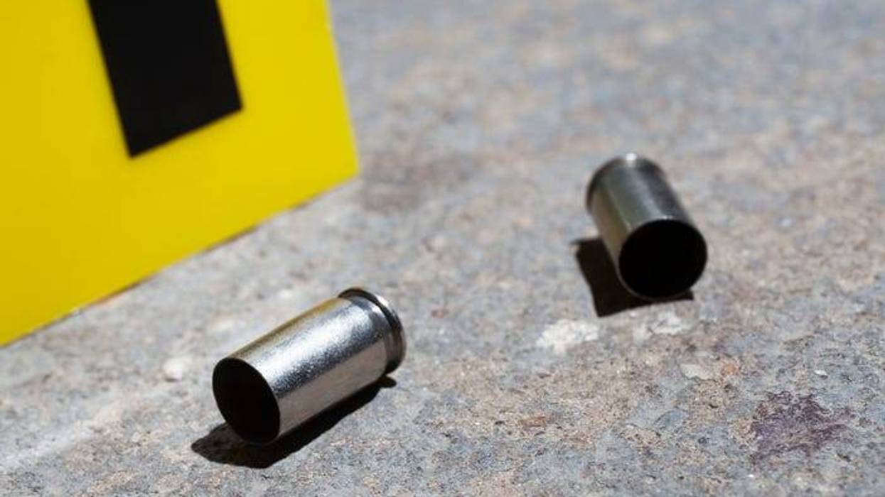 bar brawl, shooting in Pontiac