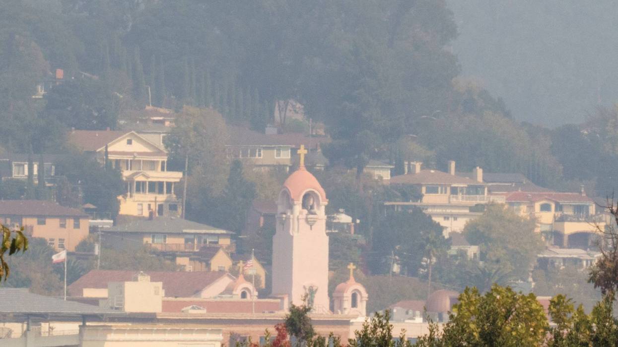 Bay Area Air Quality Management District has issued an air quality advisory for Sunday due to wildfire smoke filtering down from Oregon.