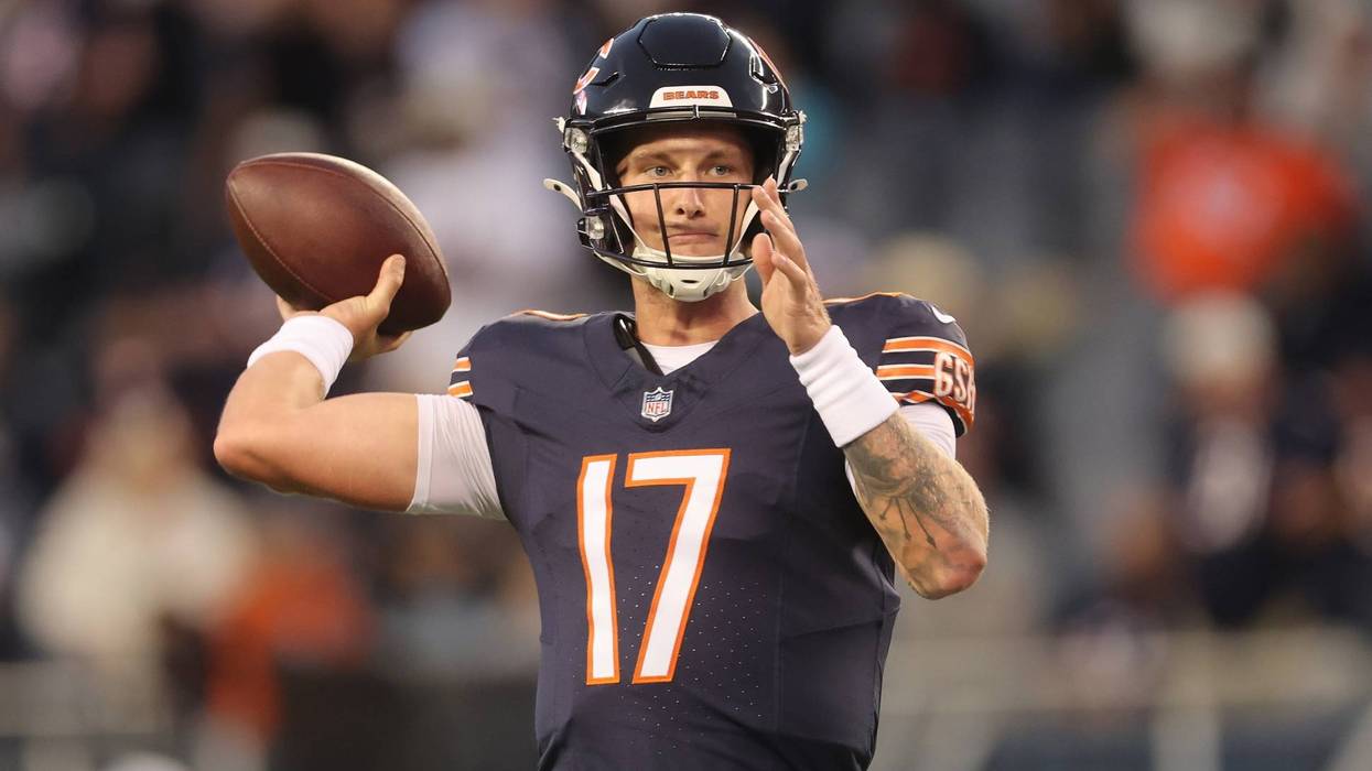 Bears officially rule out Caleb Williams, don't publicly name starting quarterback yet