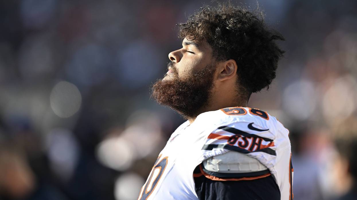 All-Pro right tackle Darnell Wright (knee) misses Bears practice