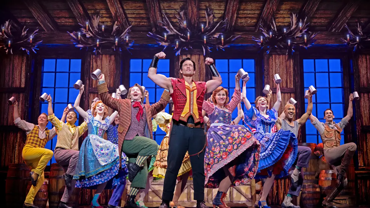 Lara Interviews Stephen Mark Lukas from Disney's Beauty And The Beast!