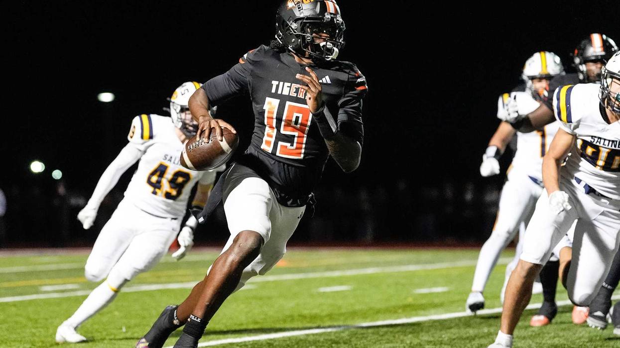 Belleville High School quarterback Bryce Underwood